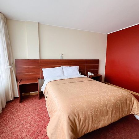 Hotel Flor De Los Andes Tulcán Zewnętrze zdjęcie